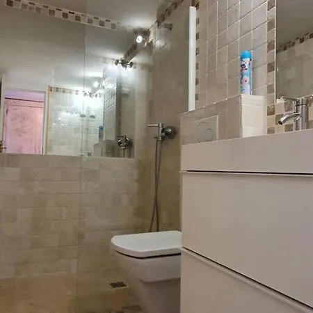 Maya Centre Studio Apartment